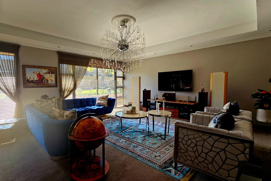 4 Bedroom Property for Sale in Heuwelsig Free State